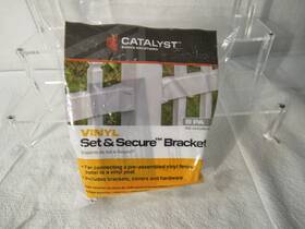 73058400 Catalyst Vinyl Set And Secure Fence Bracket Oldcastle