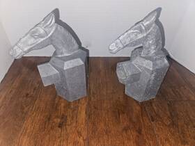 Es10.0524 Hurricane Vintage Pair Of Horse Head Fence Post Topper Cap Equestrian Hexagon Chain Link