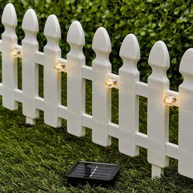 Lakeside 205-5306 Lattice Fence Solar 4 Pc Garden Border Picket White 88in Length X 8in Tall