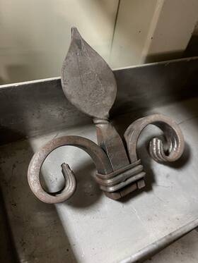 Pro Gate Supply 304369010091 3/4 Inch Steel Spear Fence/gate Post Cap Fleur De Lis Metal Square