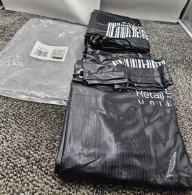 Rsu Diaper26sc Retail Solutions Unlimited Heavy-duty Mesh Barrier Black Shade Net