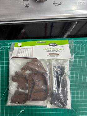 Trex 652835166583 New Transcend Mounting Hardware For Horizontal Cut Rails Tree House