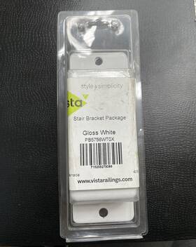 Vista Pb5756wtox White Aluminum Stair Bracket For Railing Kit 6 Inch X2.5 Inches