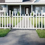 2.5FT X 5.1FT (1 Gate) No Dig Zippity Madison Kit, White Vinyl Picke.... Fixed Price $112.16.