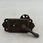 1 Large Cast Iron Vtg. Antique Style Ornate Gate Twist Knob Door Handle Lock See. Fixed Price $23.98.