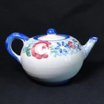 Vietri Italian Pottery Solimene Hand Painted Blue White Flower Tea 28 Oz. Fixed Price $33.00.